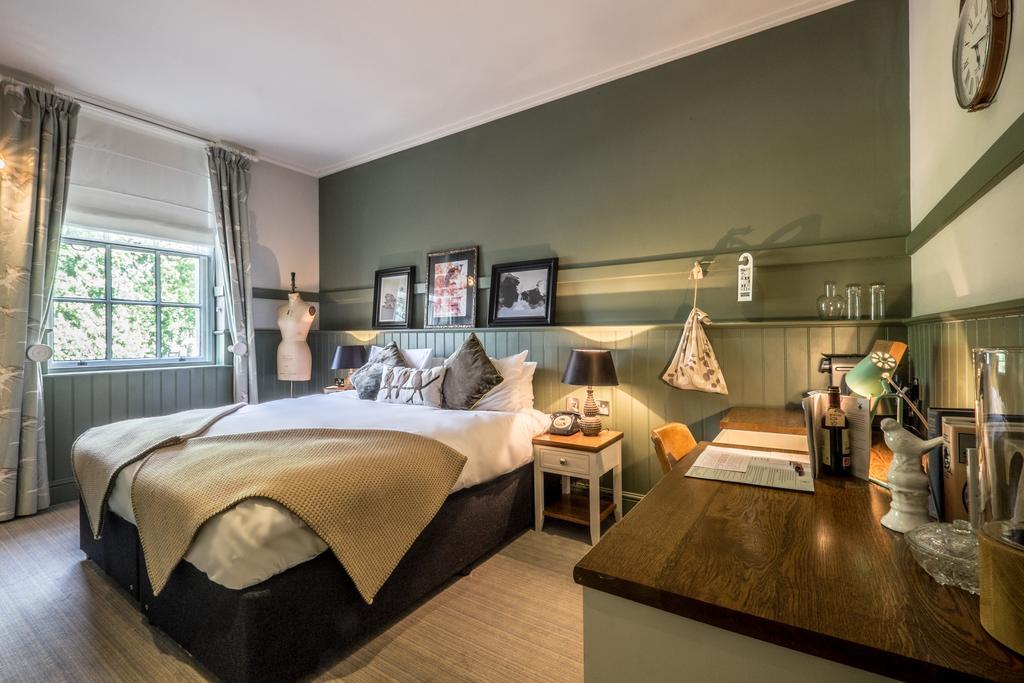 The Windmill On The Common Hotell London Eksteriør bilde