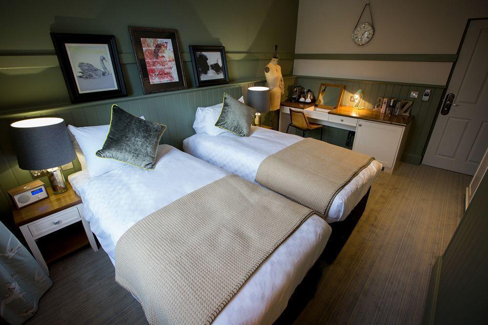The Windmill On The Common Hotell London Eksteriør bilde